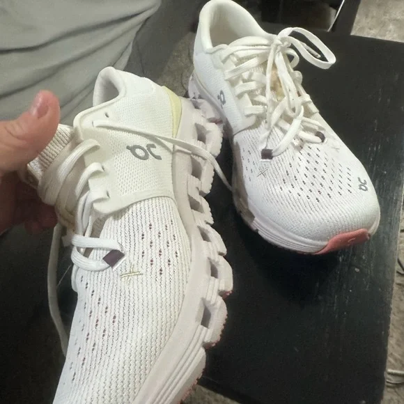 On Running Women's Sneakers in White and Cream - Picture 3 of 6